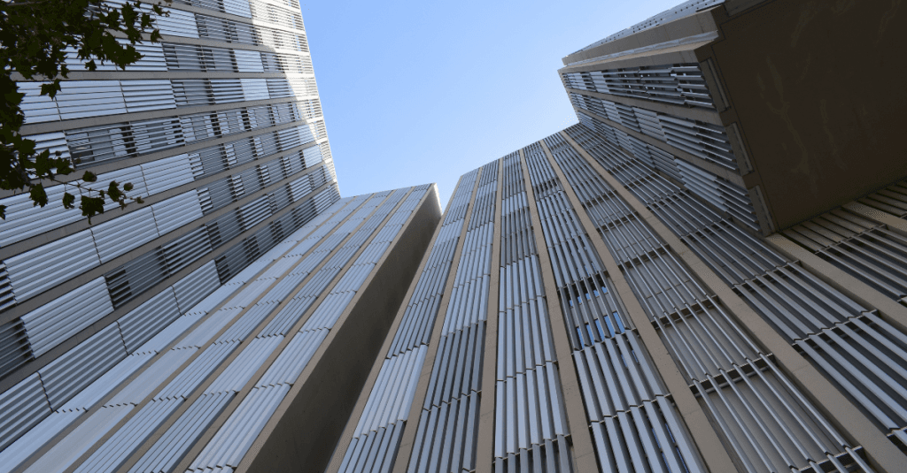 El Supremo clarifica el uso catastral en edificios «multiusos»: lo que los propietarios deben saber