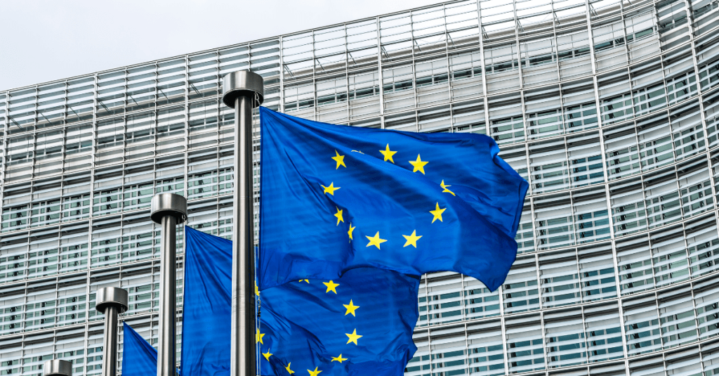 "Infografía sobre independencia energética basada en energías limpias y proyectos de hidrógeno renovable apoyados por financiación europea dentro de la política energética."